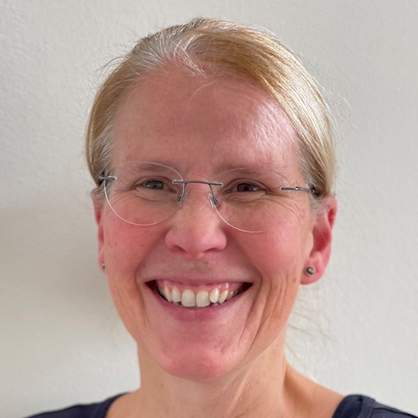 sabine-tielker-600-x-600.jpg